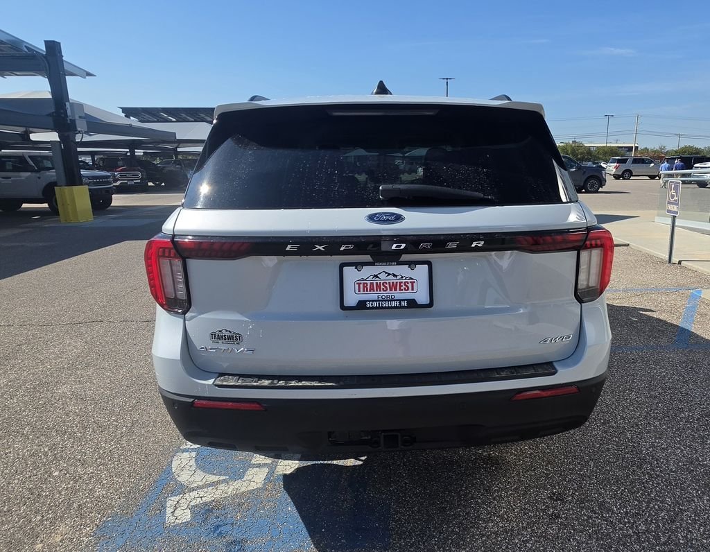 Used 2025 White Metallic Ford Active image 8