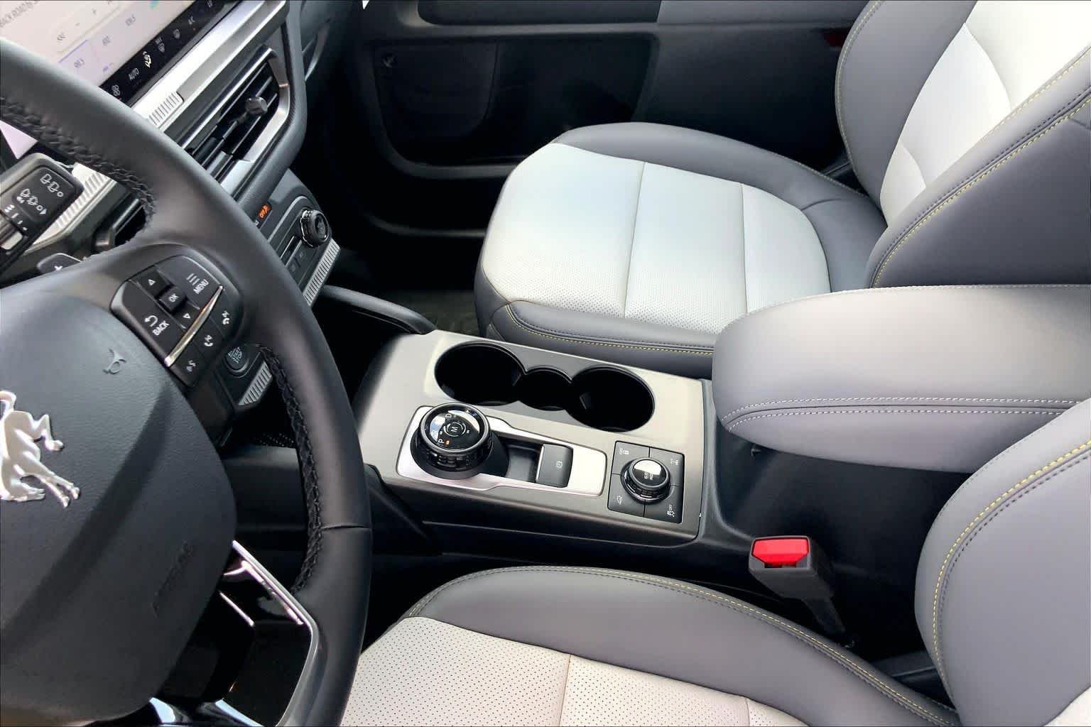 New 2026 Carbonized Gray Metallic Ford Badlands® image 7
