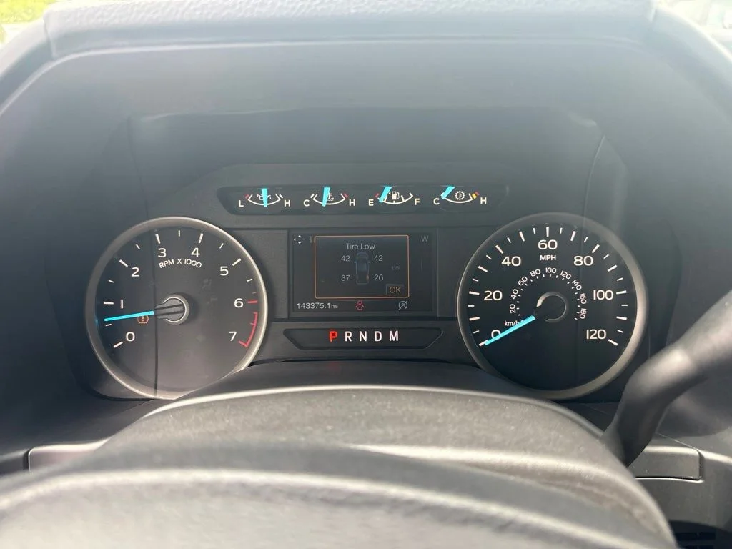 Used 2018 Gray Ford XLT image 20