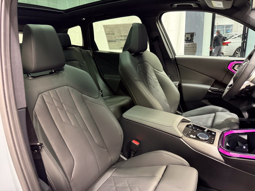 2026 BMW X3 30 - Photo 26