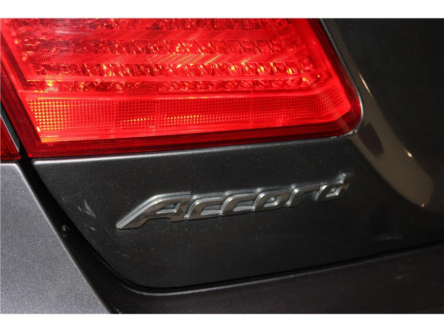 Used 2015 Dark Gray Honda LX image 17