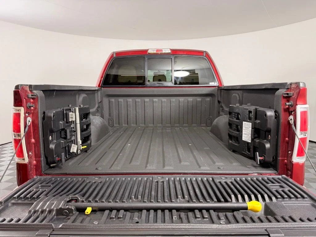 Used 2014 Red Ford Lariat image 13