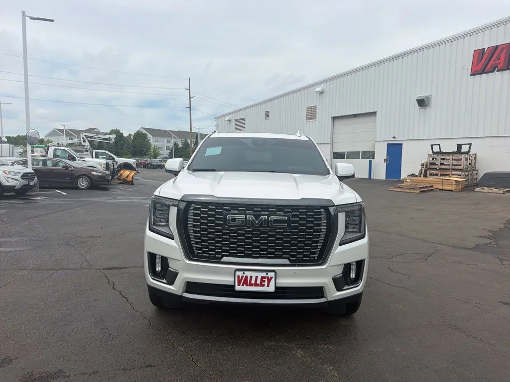 Certified Used 2024 White Frost Tri-Coat GMC Denali Ultimate image 3