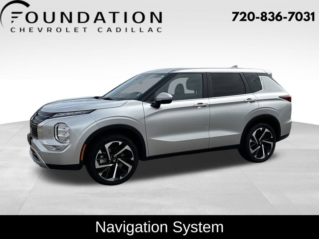 2024 Mitsubishi Outlander SE Black Edition S-AWC's photo
