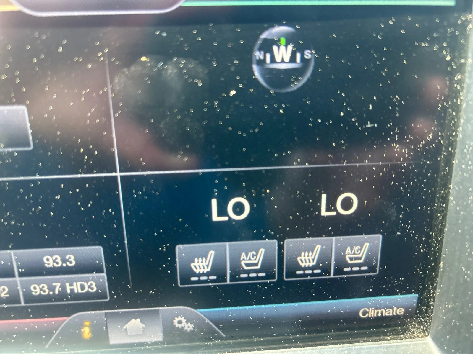 Used 2013 Blue Ford Lariat image 17