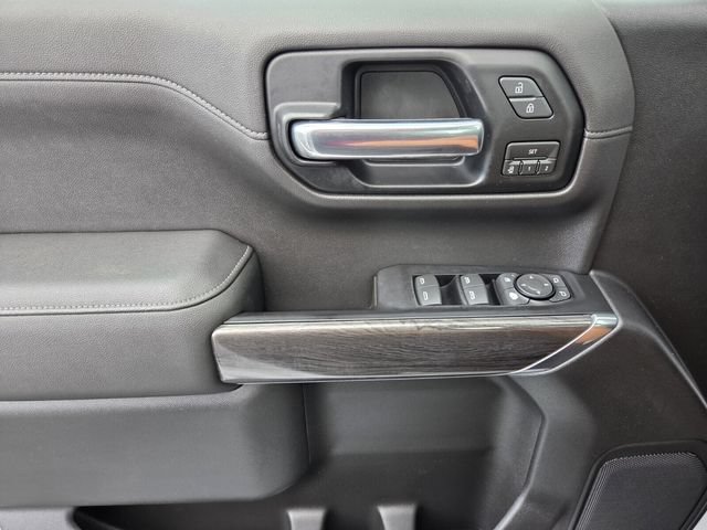 Certified Used 2019 IRIDESCENT PEARL TRICOAT Chevrolet LTZ image 19
