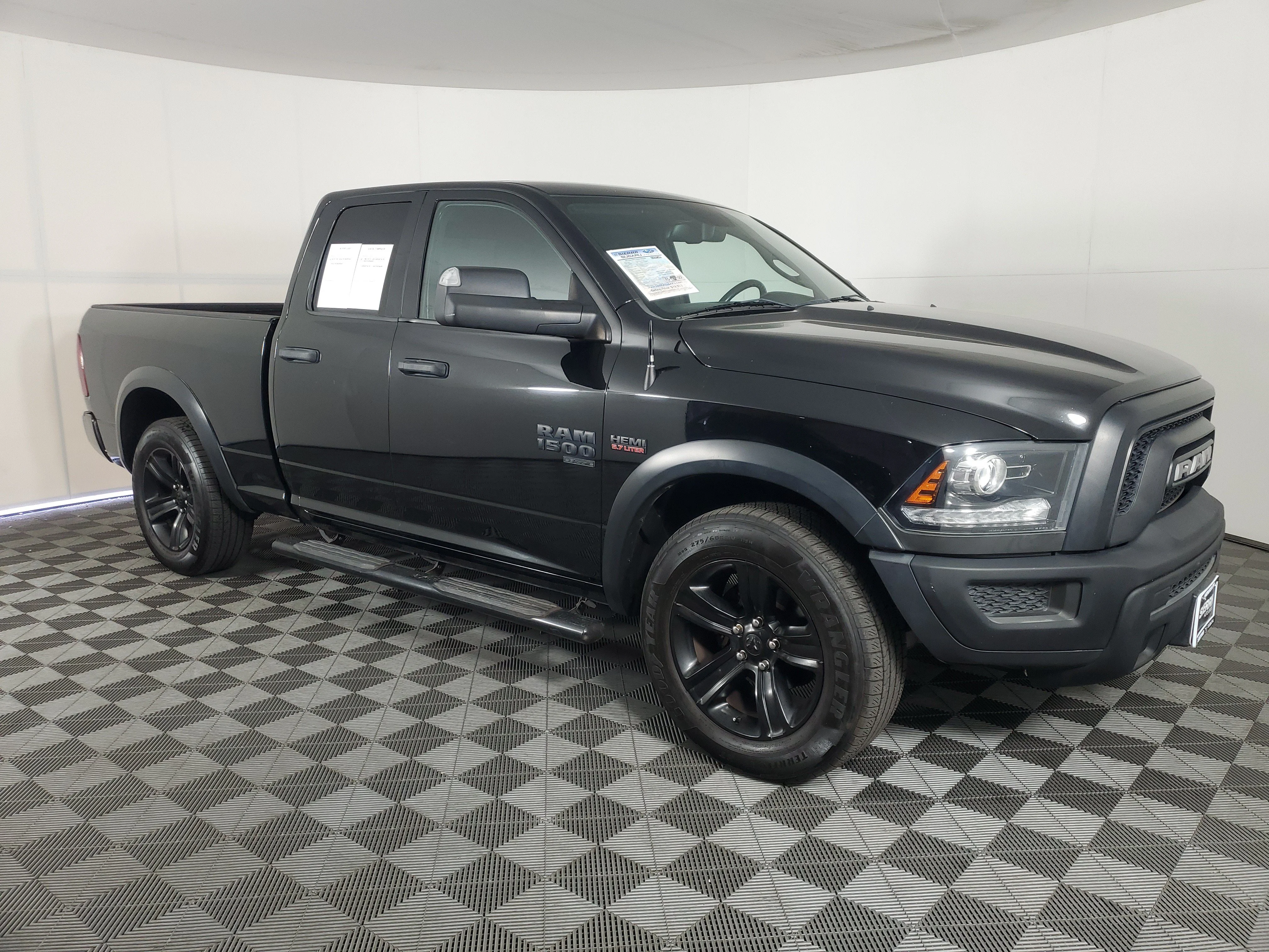 Used 2021 Diamond Black Crystal Pearlcoat Ram Warlock image 2