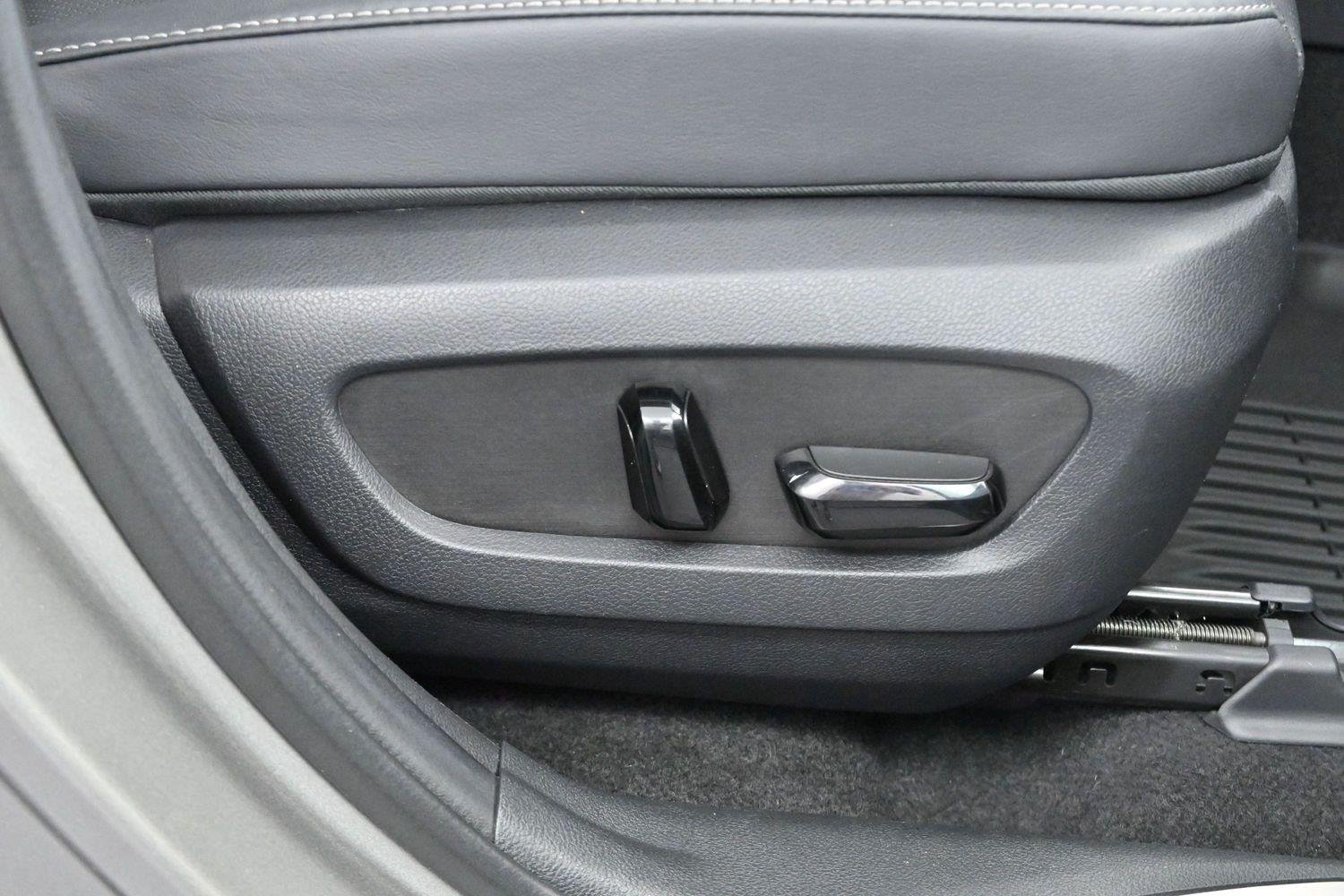 Used 2022 Atomic Silver Lexus NX 250 image 30