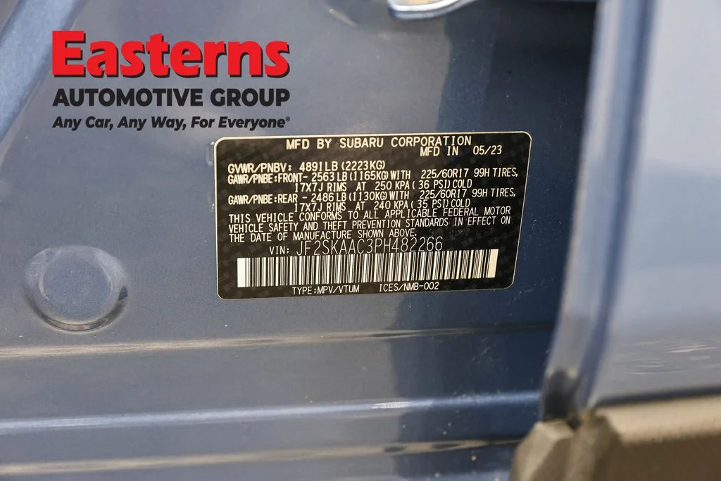 Used 2023 Blue Subaru Base image 35