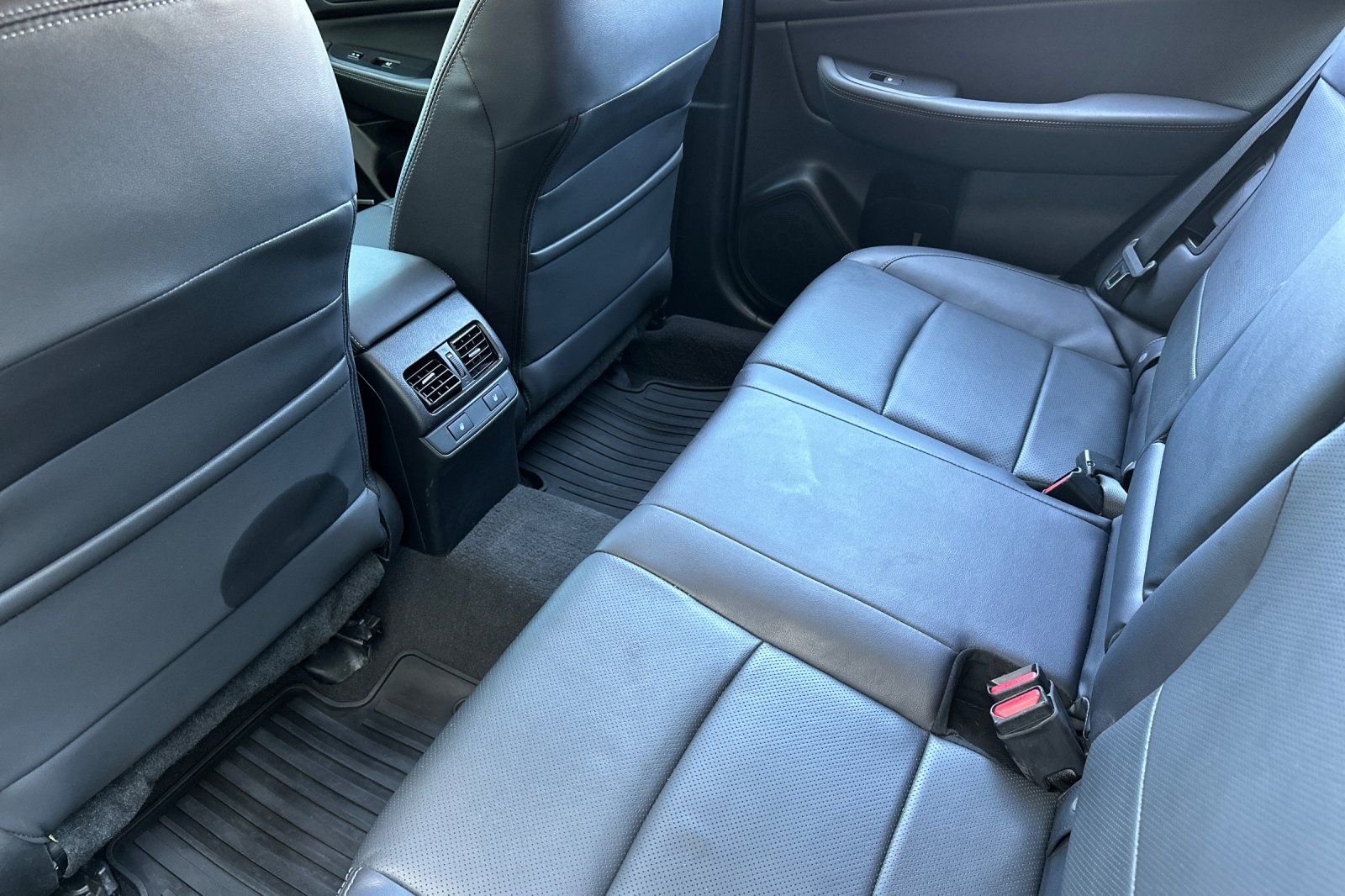 Used 2017 Red Subaru 2.5i image 12