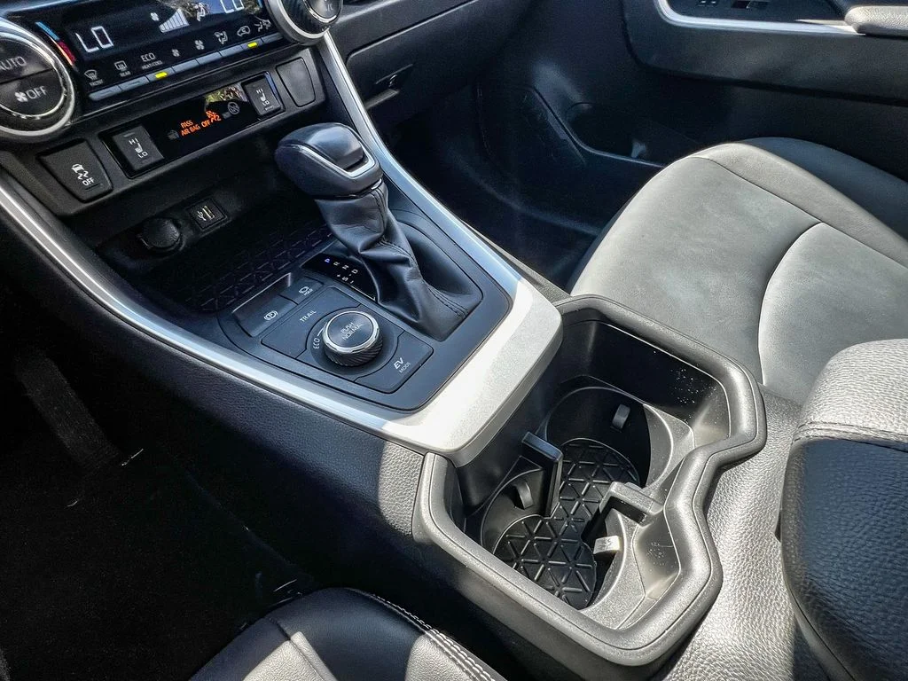 Certified Used 2024 Silver Toyota XLE Premium image 24