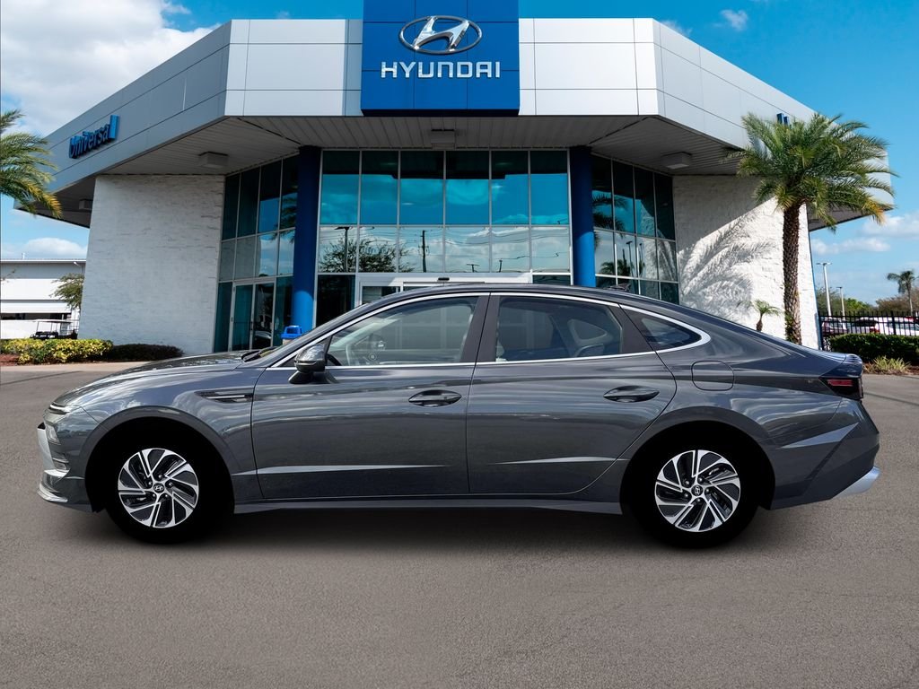 New 2026 Gray Hyundai Blue image 22