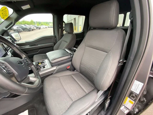 Used 2024 Gray Metallic Ford XLT image 11