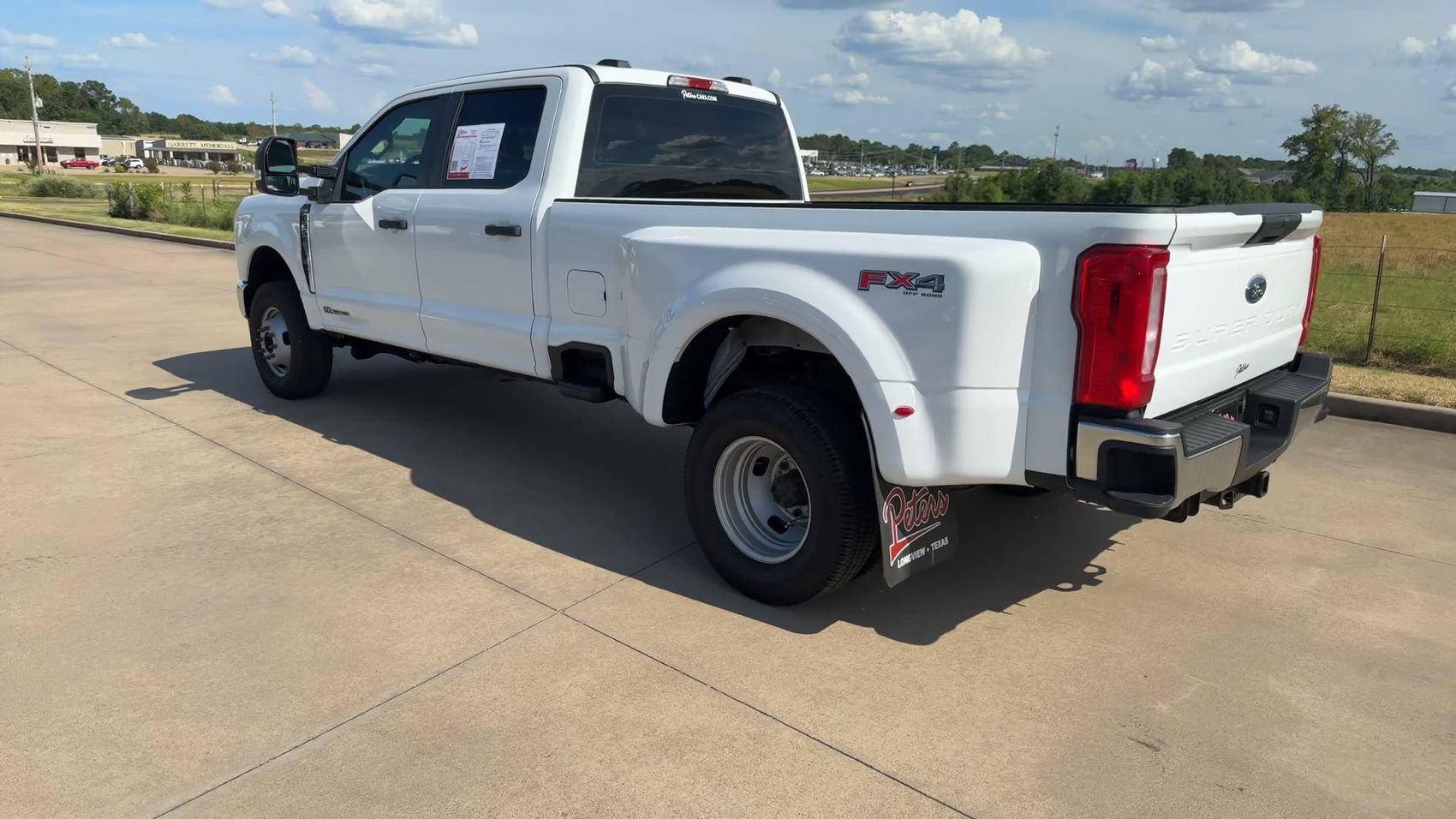 Used 2025 Oxford White Ford XL image 7
