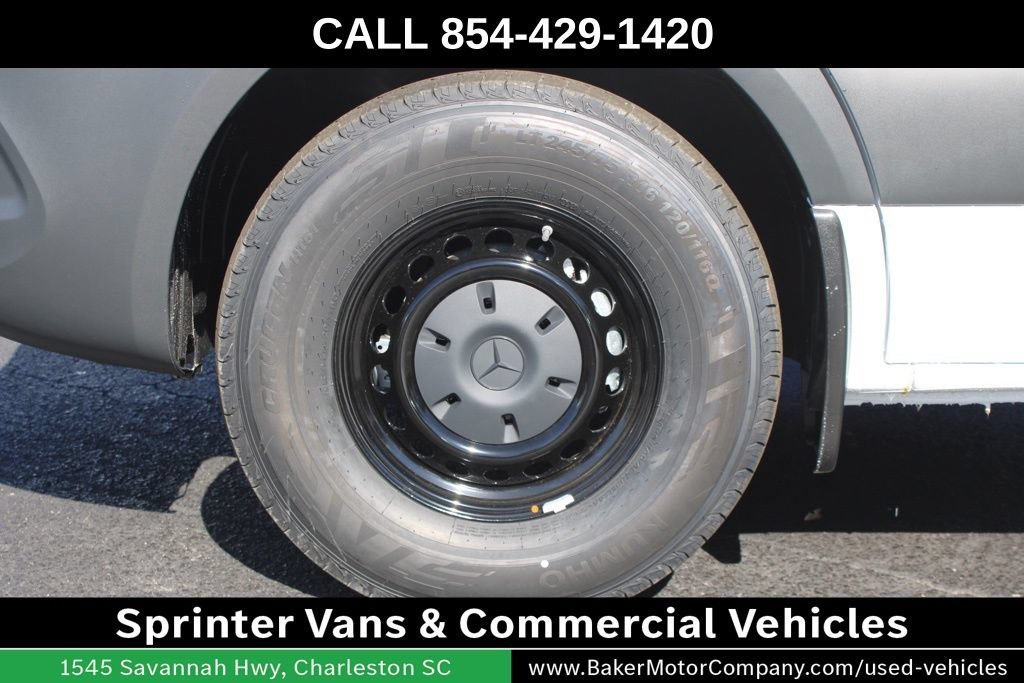 New 2026 Arctic+White Mercedes-Benz Cargo 170 WB image 63