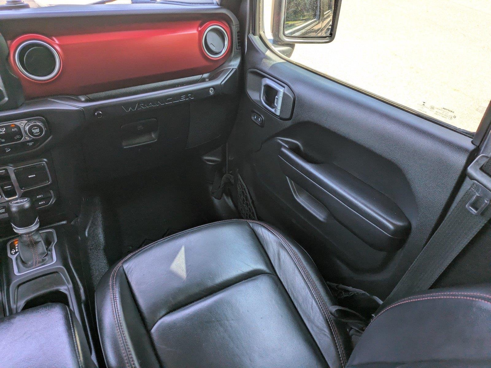 Used 2018 Granite Crystal Metallic Clearcoat Jeep Rubicon image 17