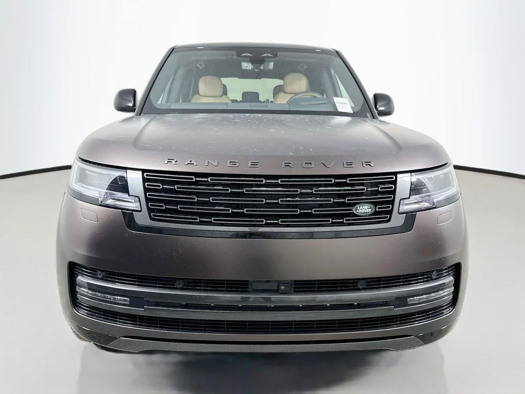 New 2026 Tourmaline Brown in Satin finish Land Rover SE image 2