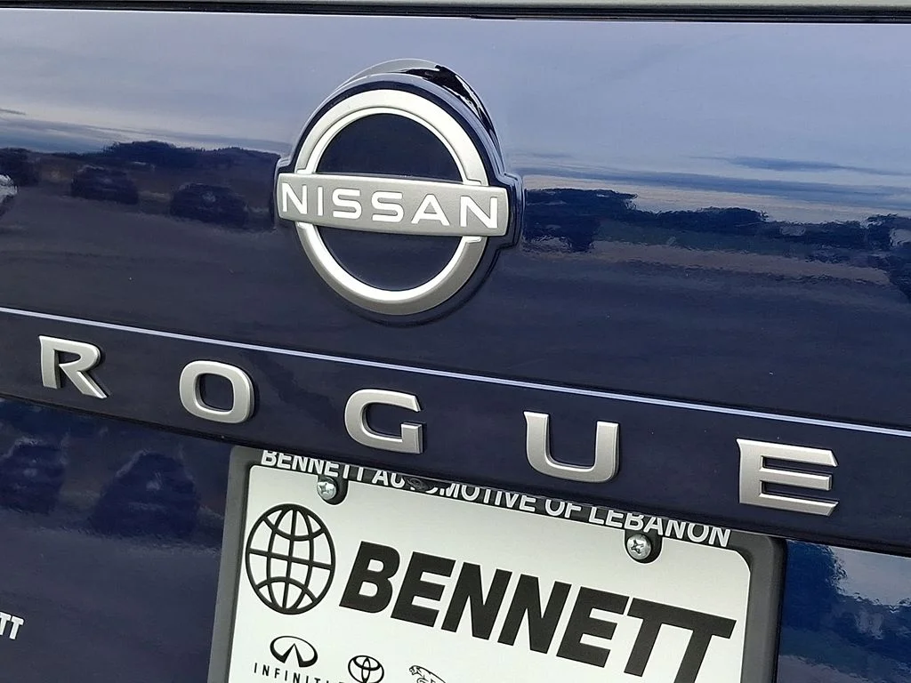 Used 2025 Blue Nissan SV image 29