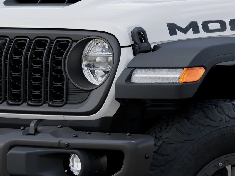 New 2026 Bright White Clear-Coat Exterior Paint Jeep Moab 392 image 36