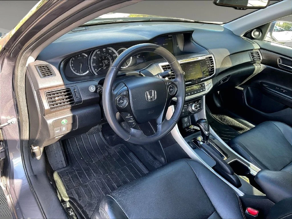 Used 2013 Gray Honda EX-L image 8
