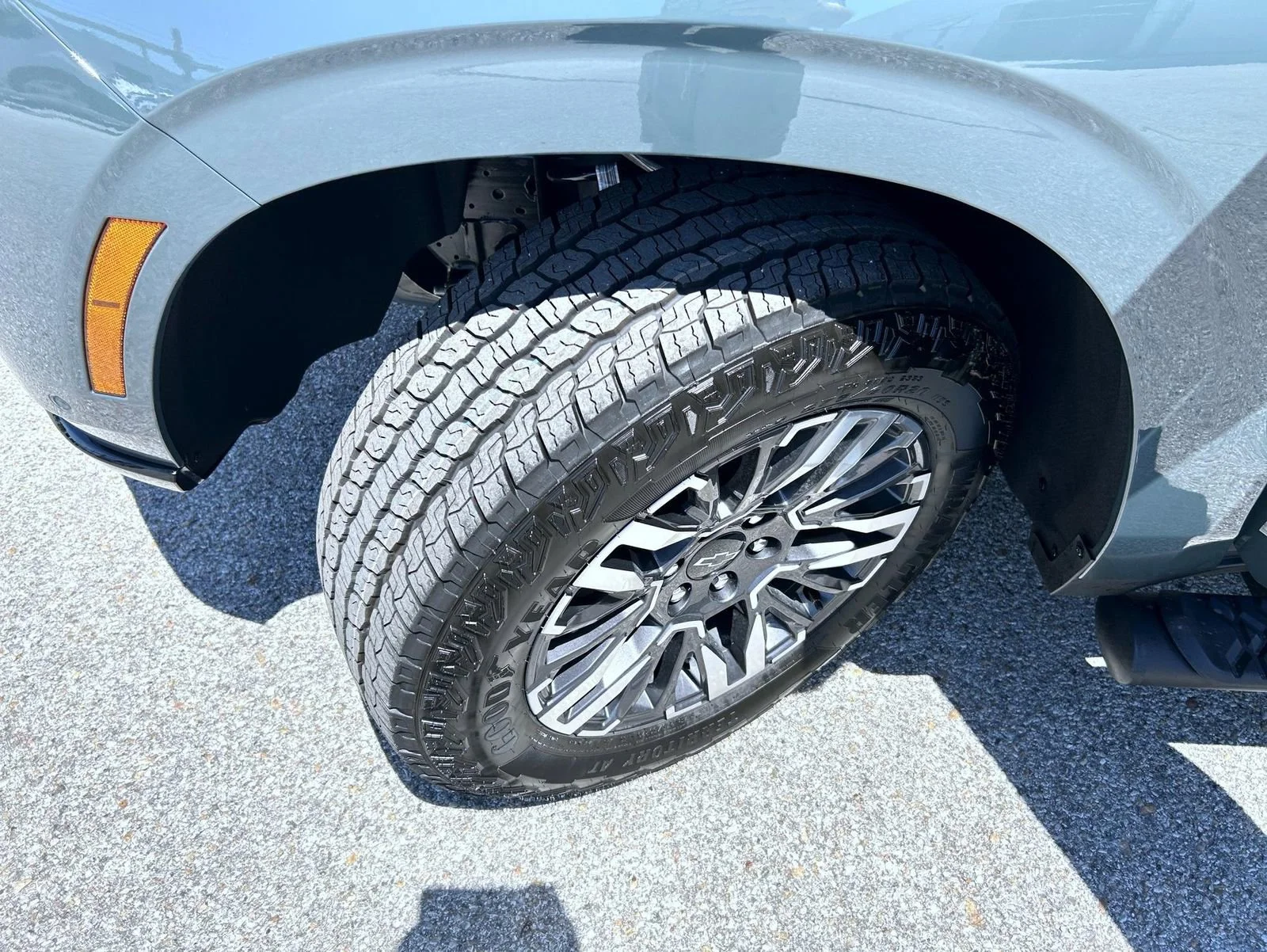 New 2026 Cypress Gray Chevrolet Z71 image 25
