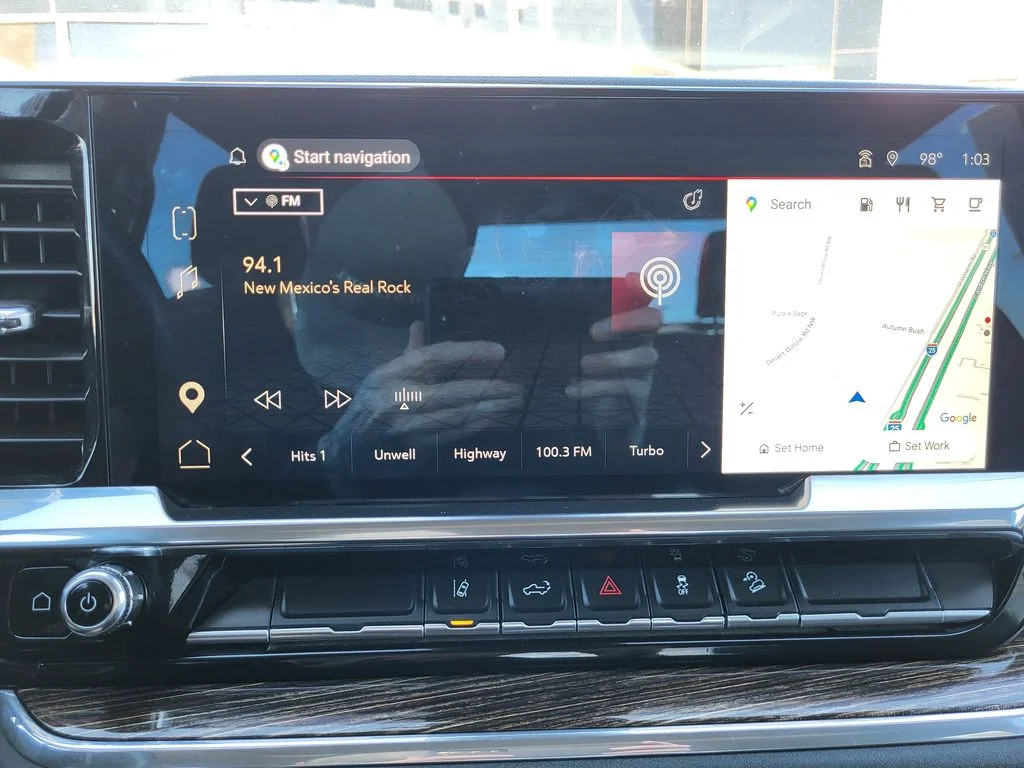 Used 2024 Summit White GMC SLE image 13