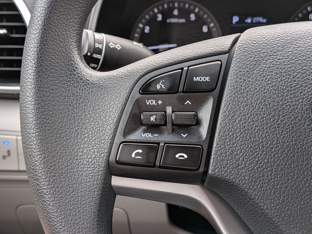 Used 2021 Black Hyundai Value image 15