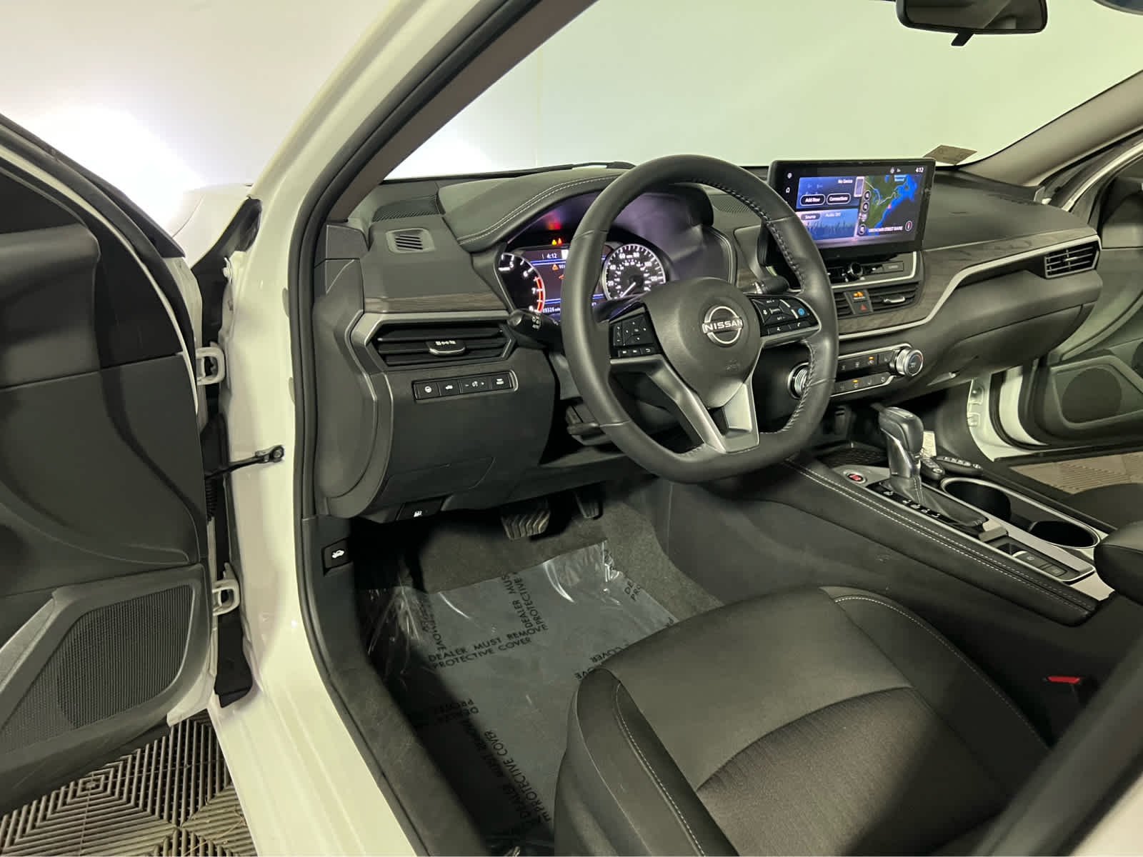 Certified Used 2023 Pearl White Tricoat Nissan 2.5 SV image 23