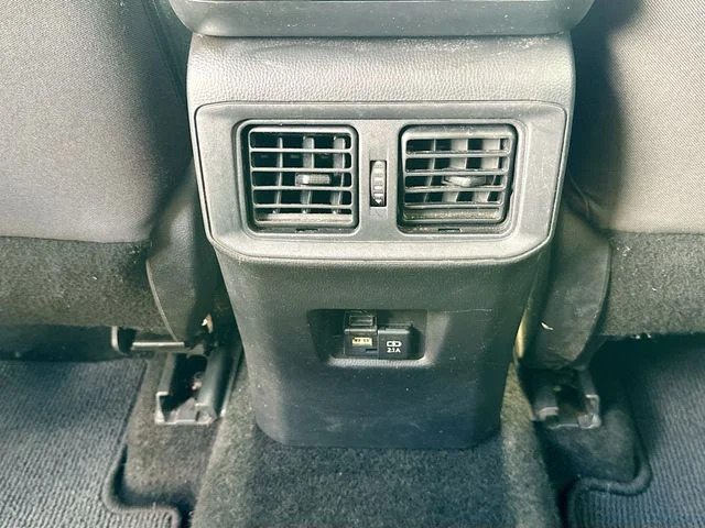 Used 2021 Silver Toyota XLE image 27