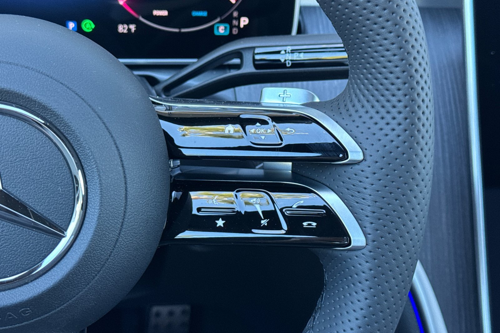 New 2026 MANUFAKTUR Alpine Grey Mercedes-Benz C 300 image 30