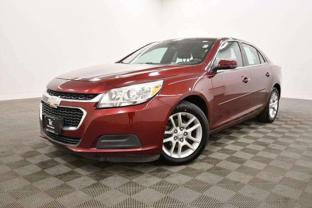 Used 2015 Chevrolet Malibu 1LT with VIN 1G11C5SLXFF253051 for sale in Rochester, Minnesota