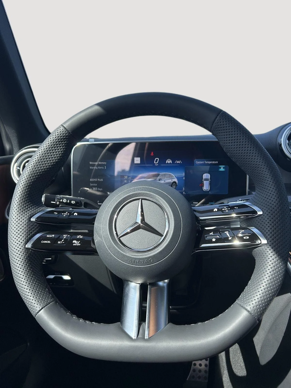 New 2027 MANUFAKTUR Alpine Grey Mercedes-Benz GLC 300 image 16