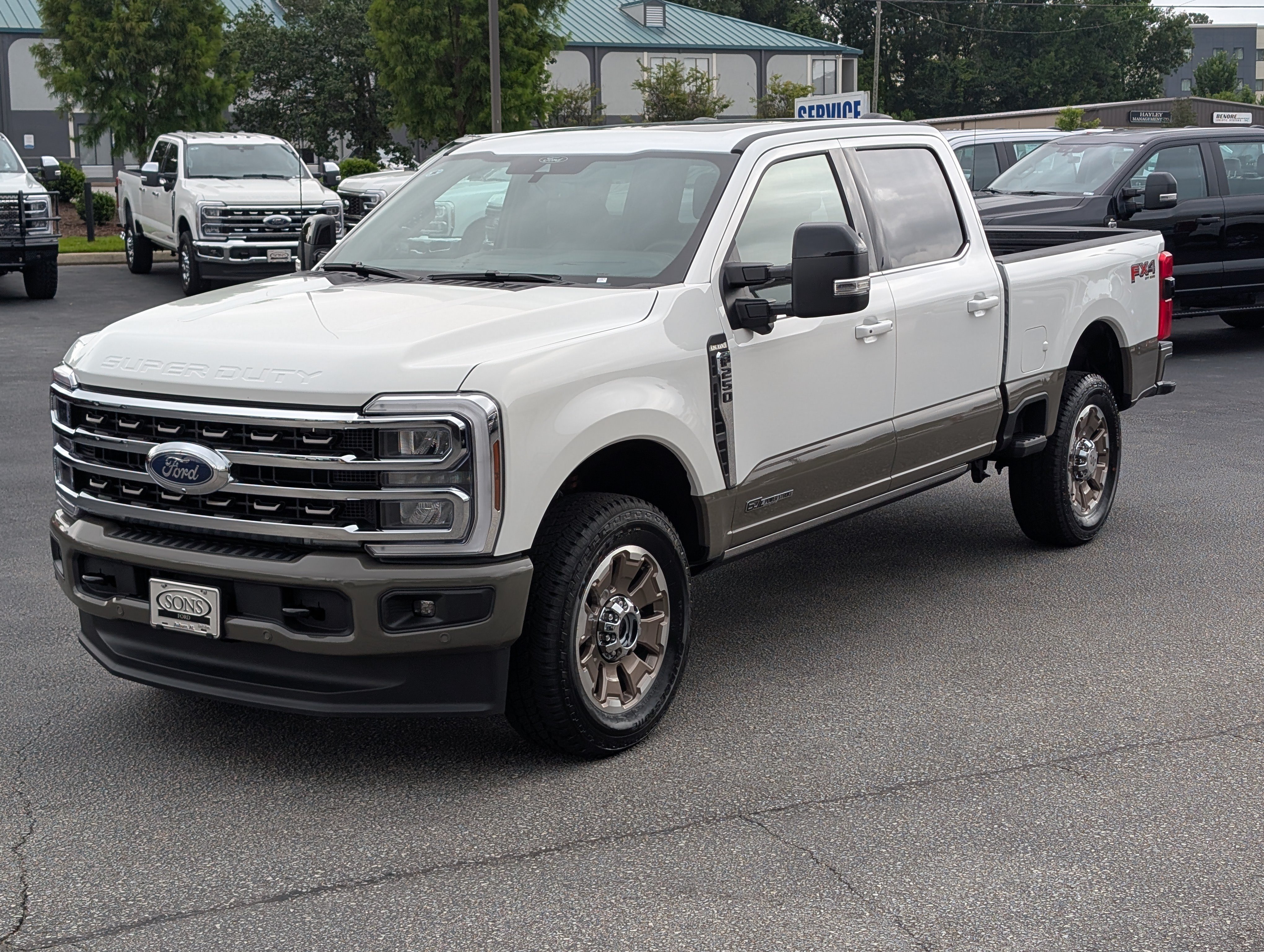 New 2026 Star White Metallic Tri-Coat FORD F-250® King Ranch® image 2
