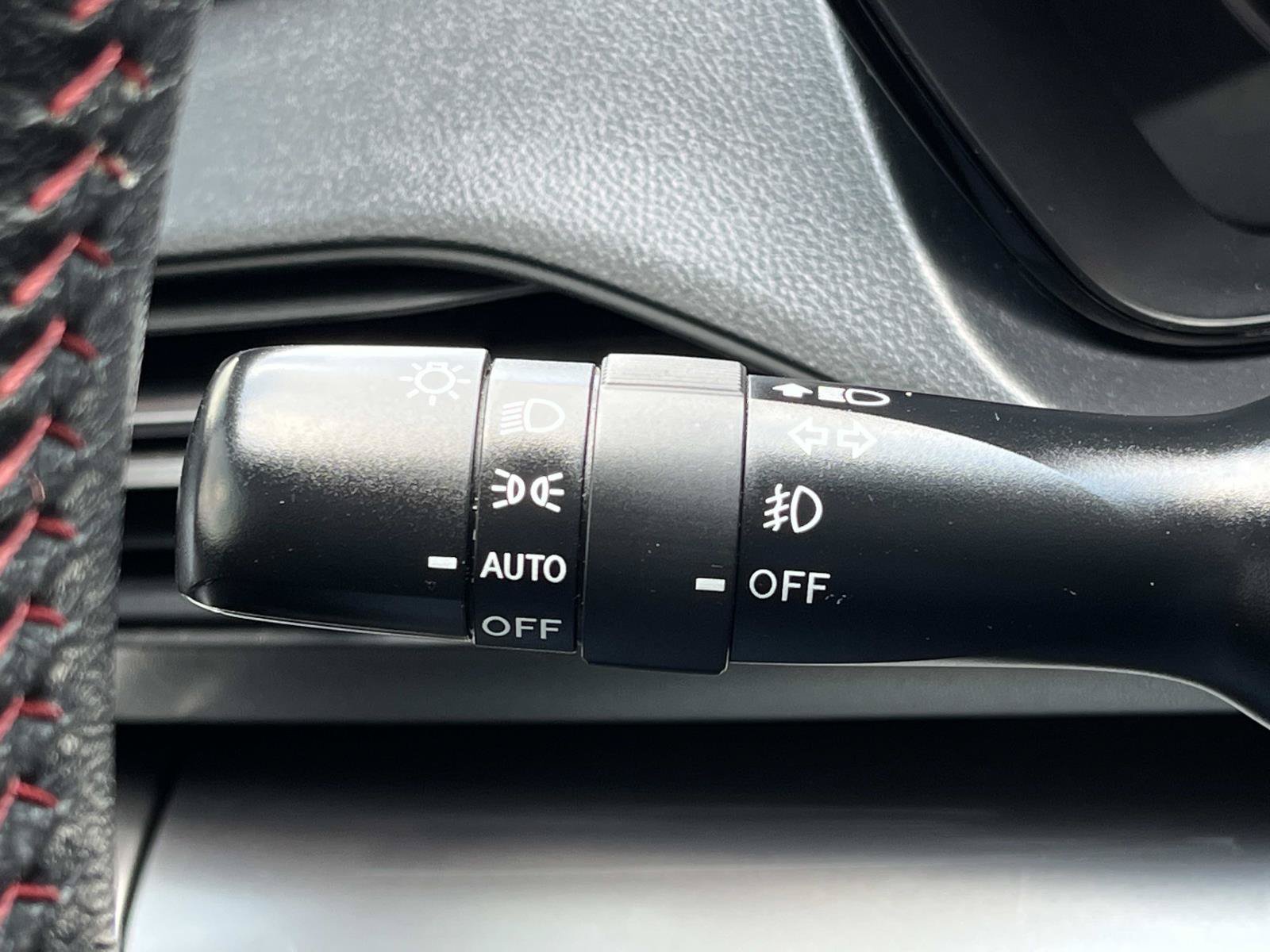 Used 2022 Ceramic White Subaru Premium image 41