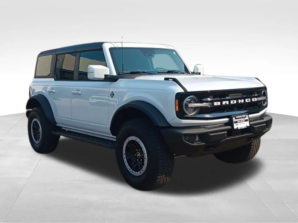 Used 2024 Oxford White Ford Outer Banks image 8