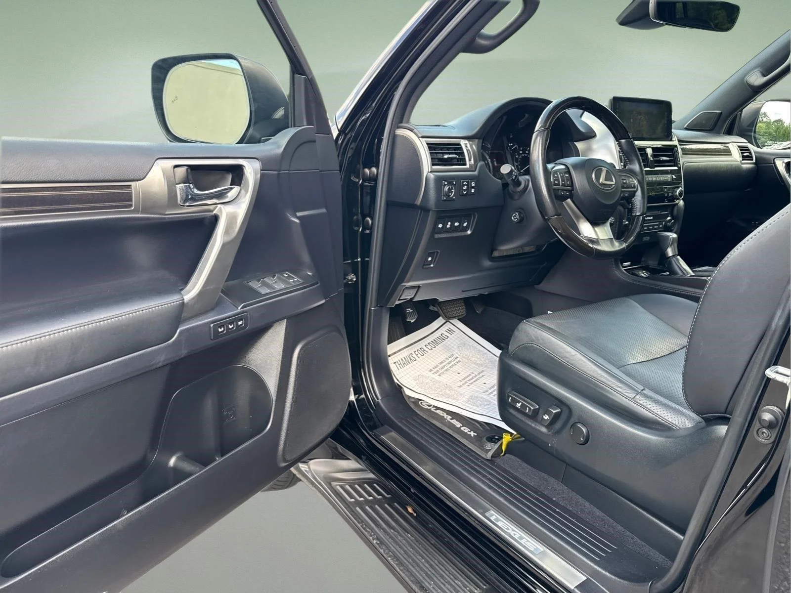 Used 2022 Black Onyx Lexus GX 460 Luxury image 16