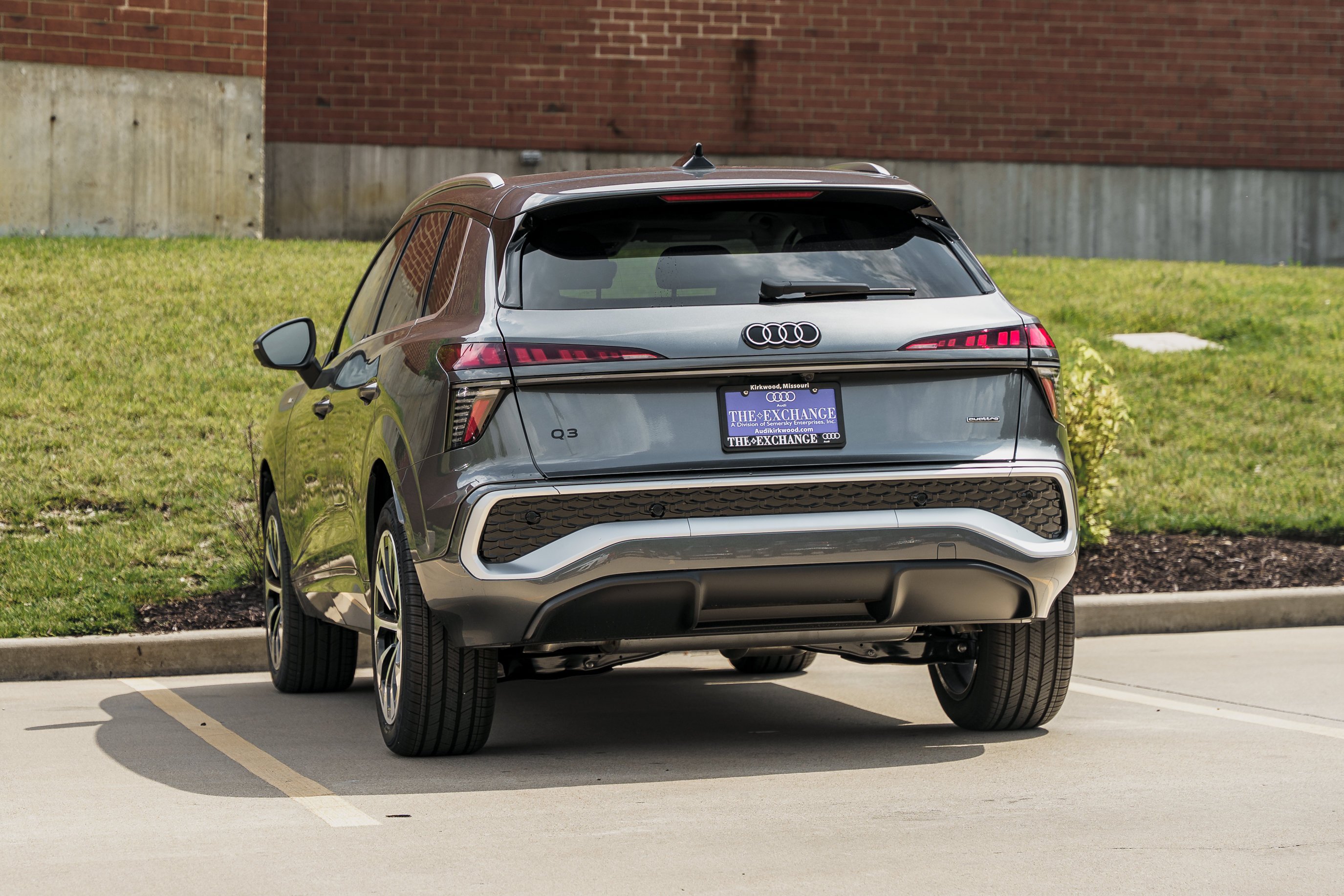 New 2026 DAYTONA GRAY Audi S line image 5