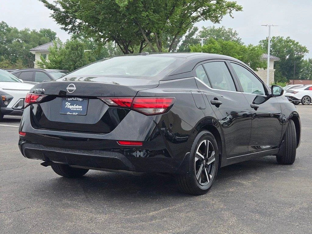 Used 2025 Super Black Nissan SV image 10