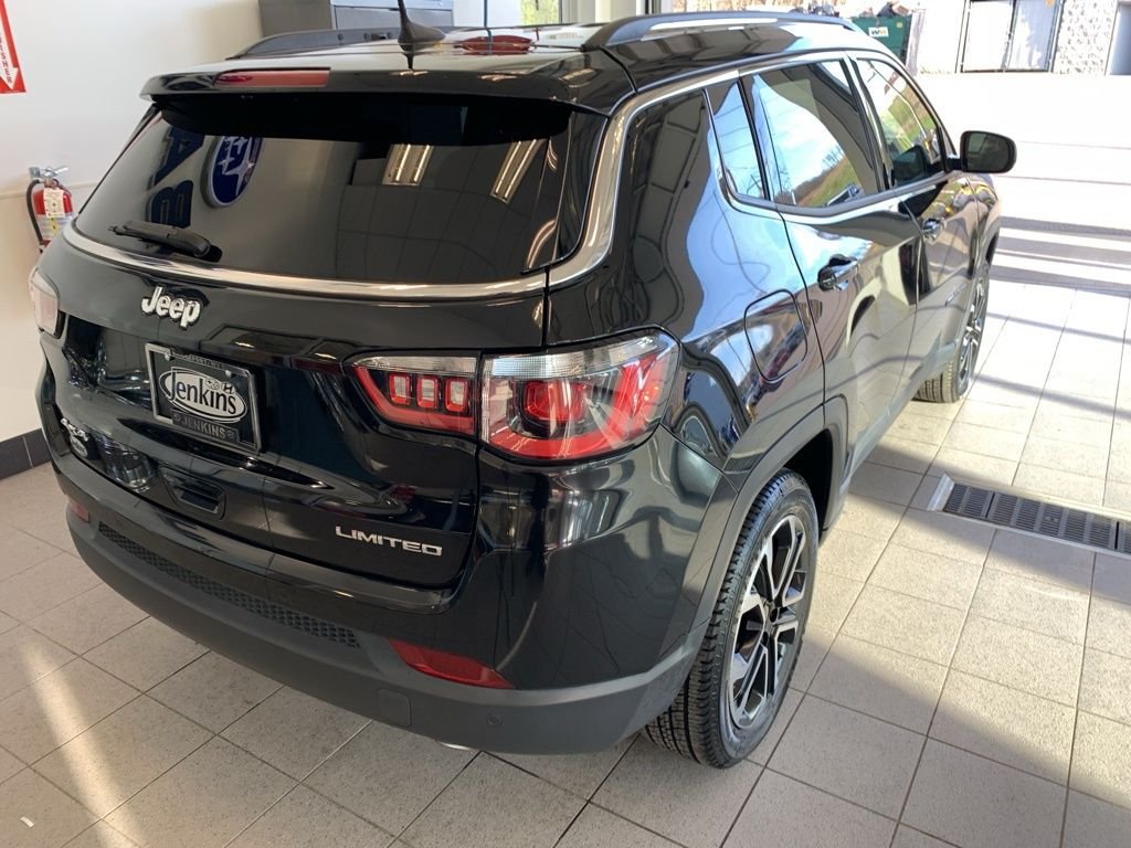 2022 Jeep Compass Limited - Photo 15