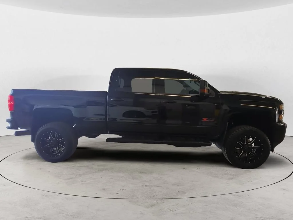 Used 2017 Black Chevrolet LTZ image 4