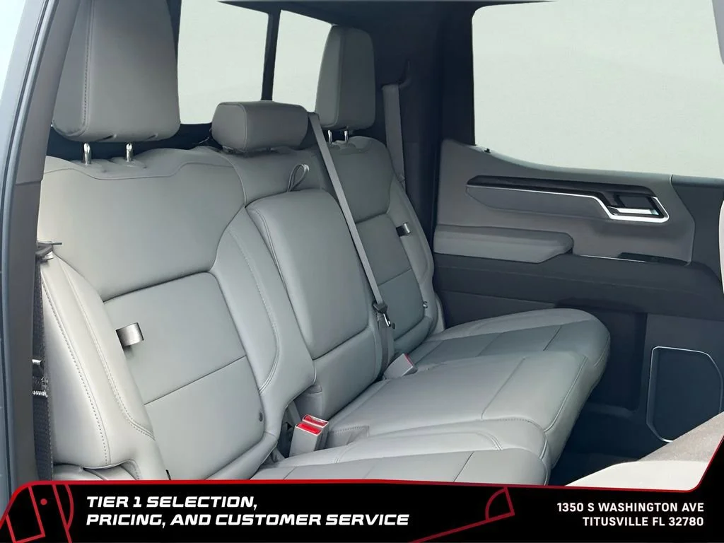 New 2026 Glacier White Tricoat GMC SLT image 18