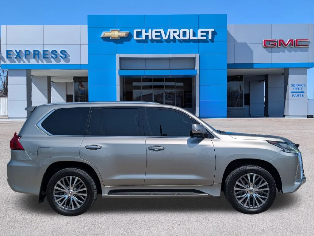 Used 2018 Silver Lexus 570 image 2