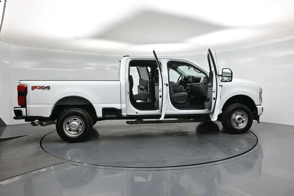 Certified Used 2025 White Ford XL image 4