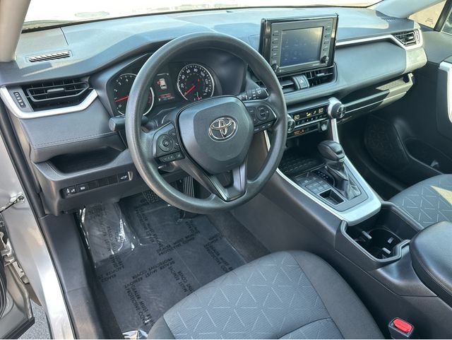 Used 2022 Silver Toyota XLE image 38