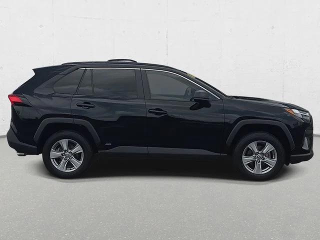 Used 2025 Midnight Black Metallic Toyota LE image 4