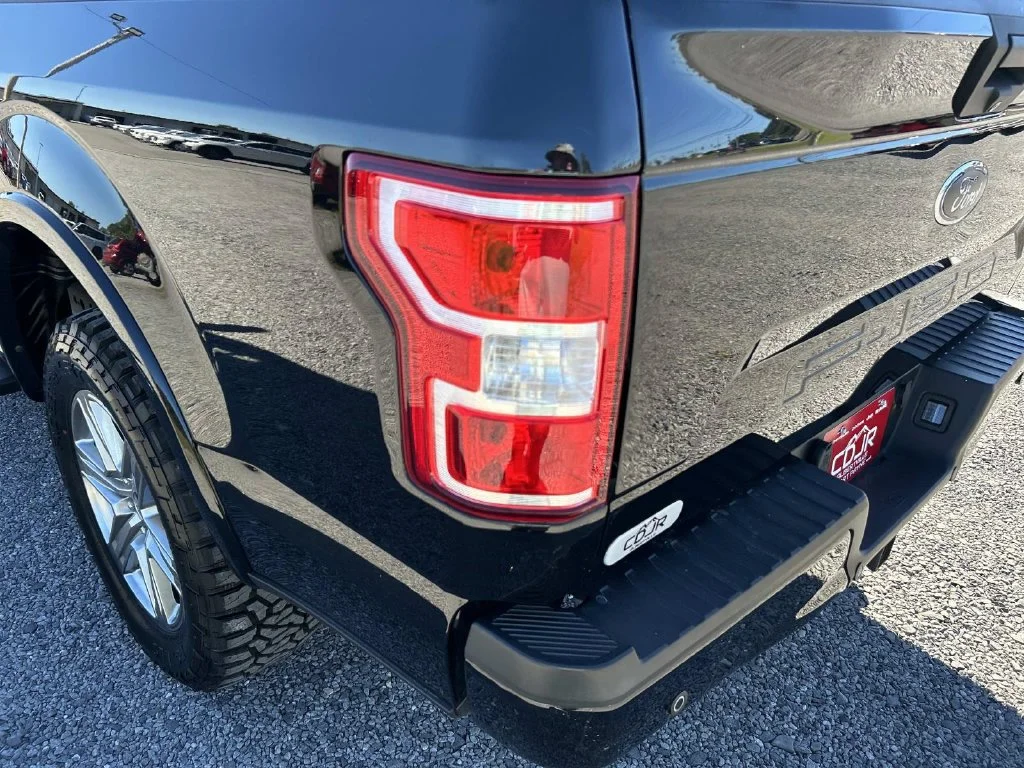 Used 2019 Black Ford XLT image 17