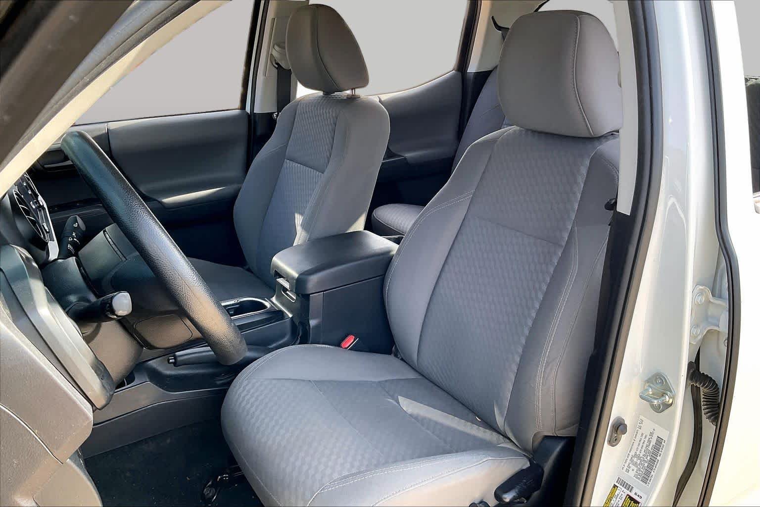 Used 2023 Ice Cap Toyota SR image 8