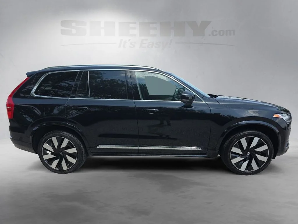 Used 2023 Black Volvo Ultimate image 10