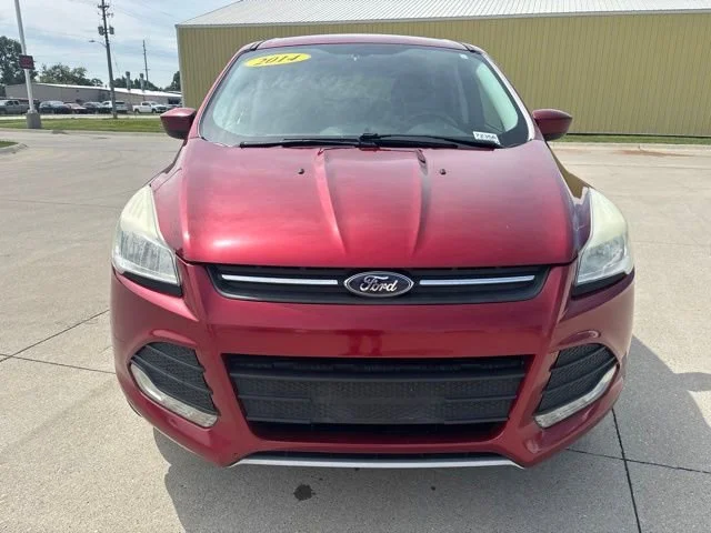 Used 2014 Red Ford SE image 33
