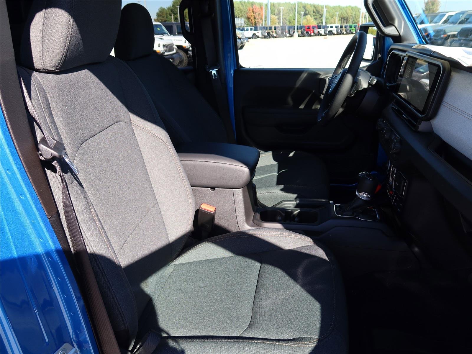 2026 Jeep Gladiator Willys - Photo 7